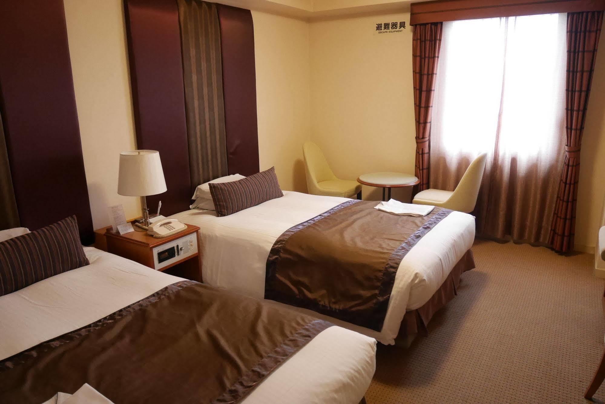 Hotel Yokohama Garden Eksteriør billede